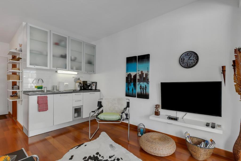 Ferienwohnung Tamaris Makarska Exterior foto